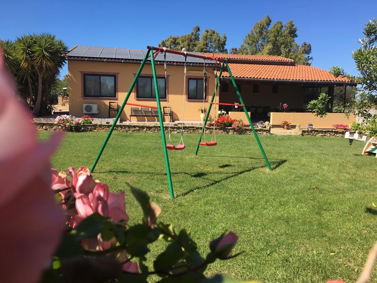 Agriturismo Sechi Campanedda Luaran gambar
